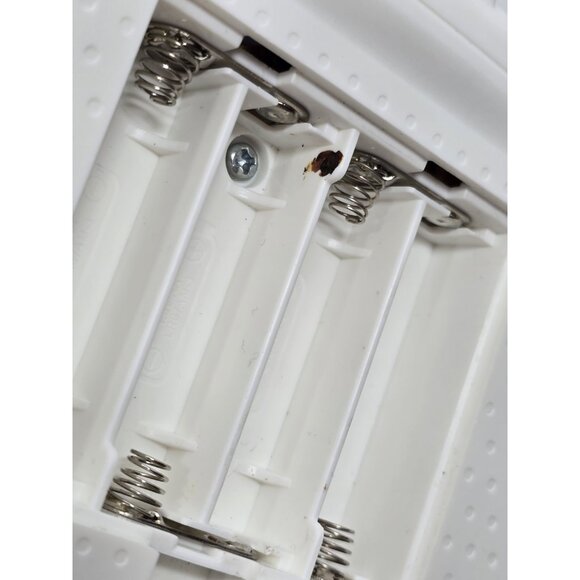 V TECH V.SMILE V-MOTION Learning System Console Only-No Controller Or Power Cord - Picture 8 of 9